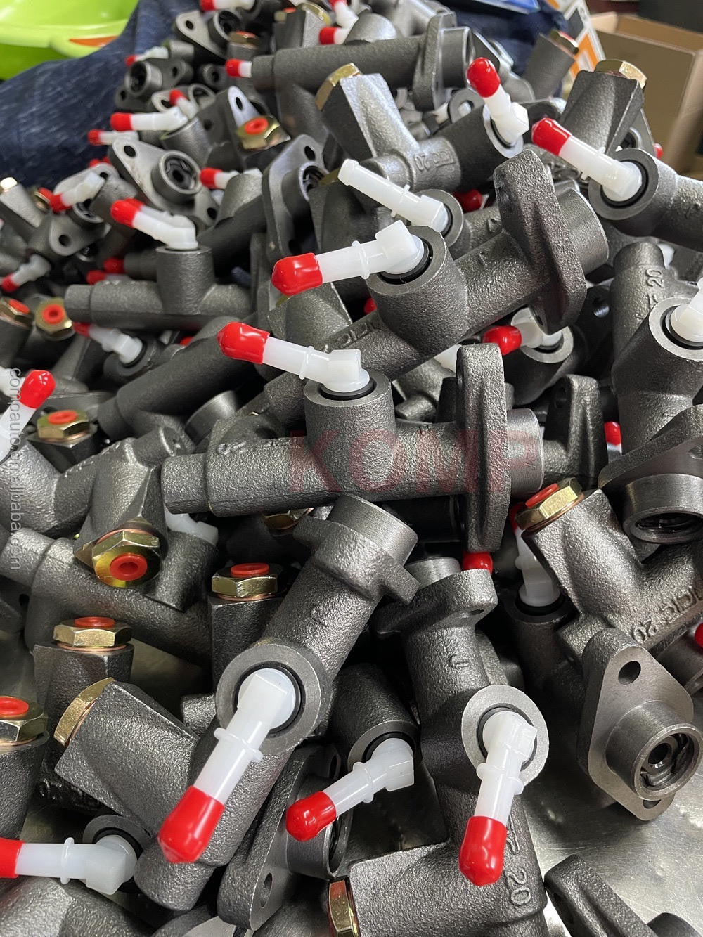 rear wheel cylinder brake pump